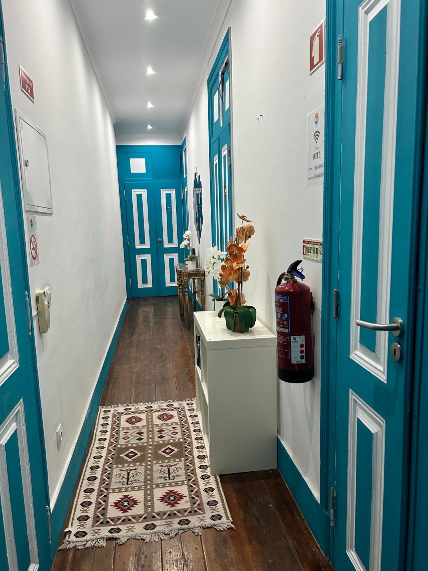 Farol Bed And Breakfast 알마다 외부 사진